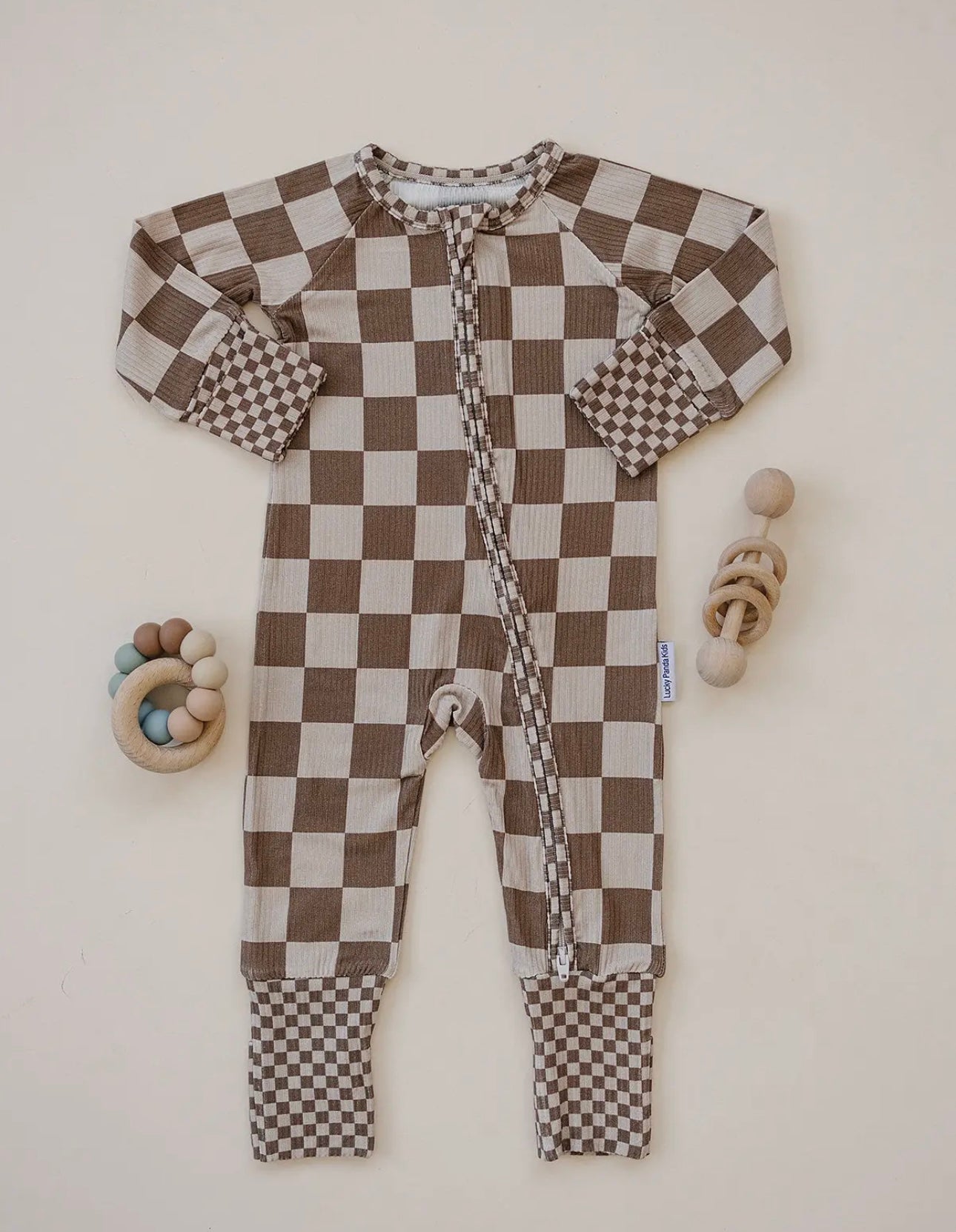 Latte Checkered Bamboo Zippy